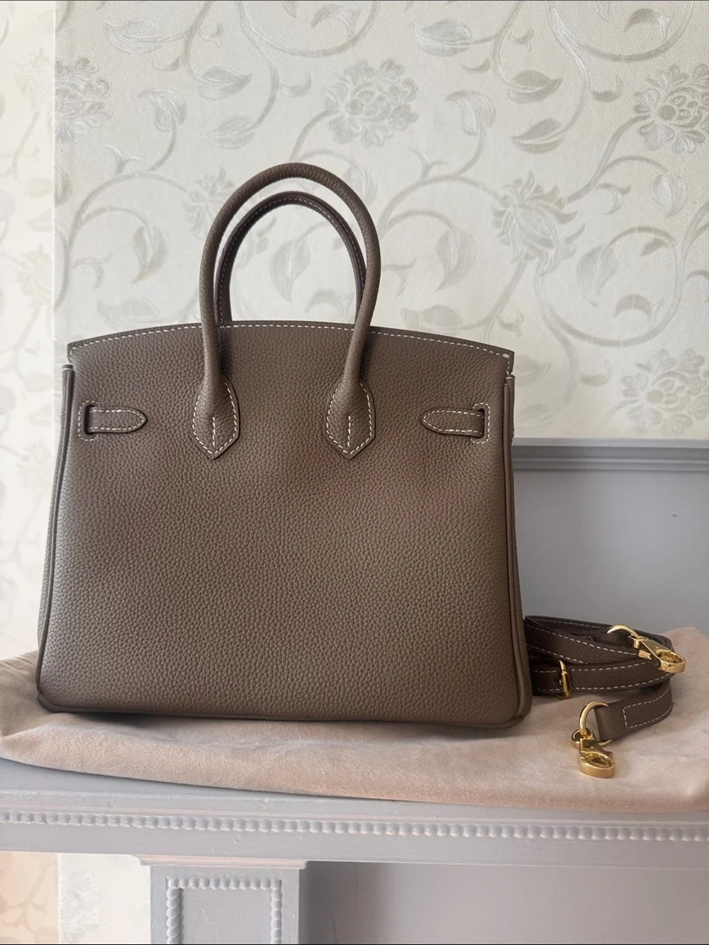 25cm Etaupe Round Top Handle Leather Satchel